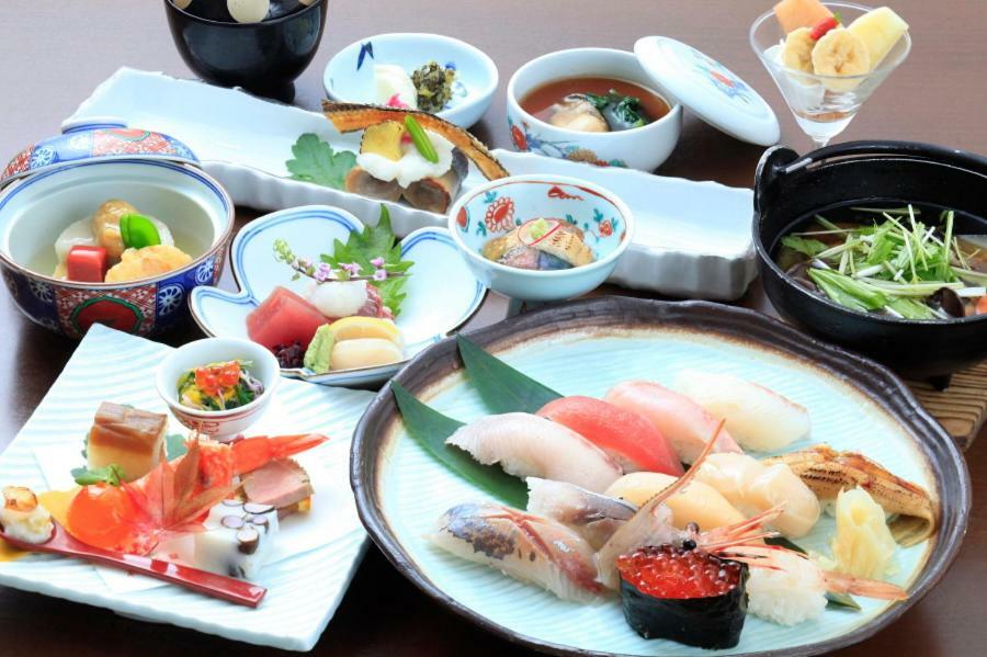 Kkr Hakone Miyanoshita Hotel Kültér fotó