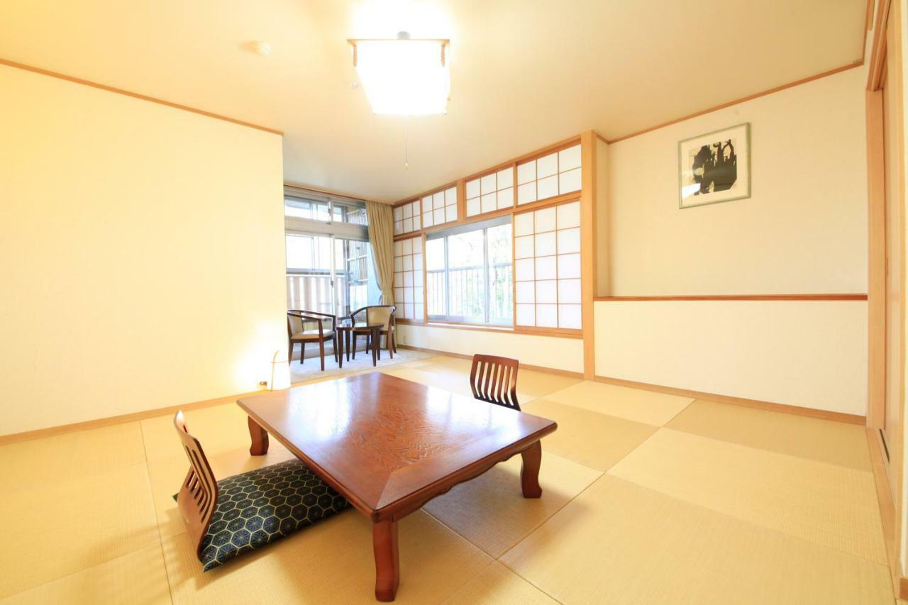 Kkr Hakone Miyanoshita Hotel Kültér fotó