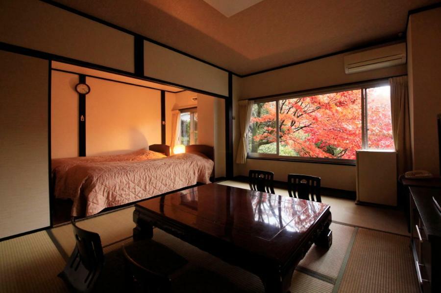 Kkr Hakone Miyanoshita Hotel Kültér fotó